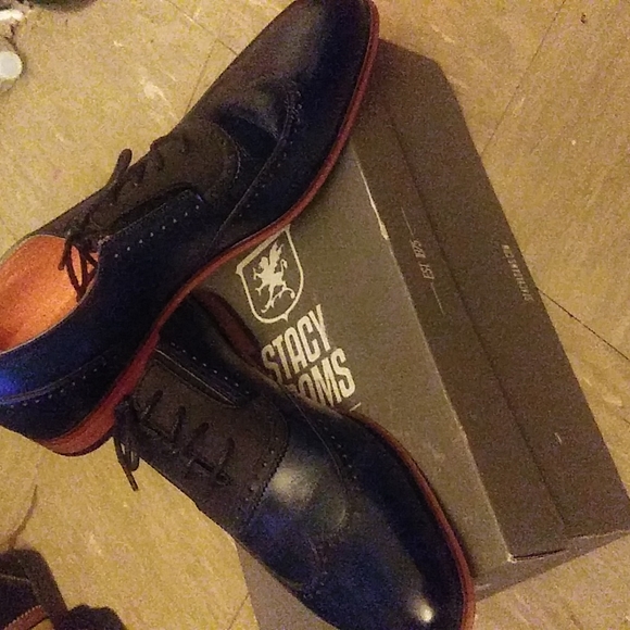 Shoes - Picture 3 of 4